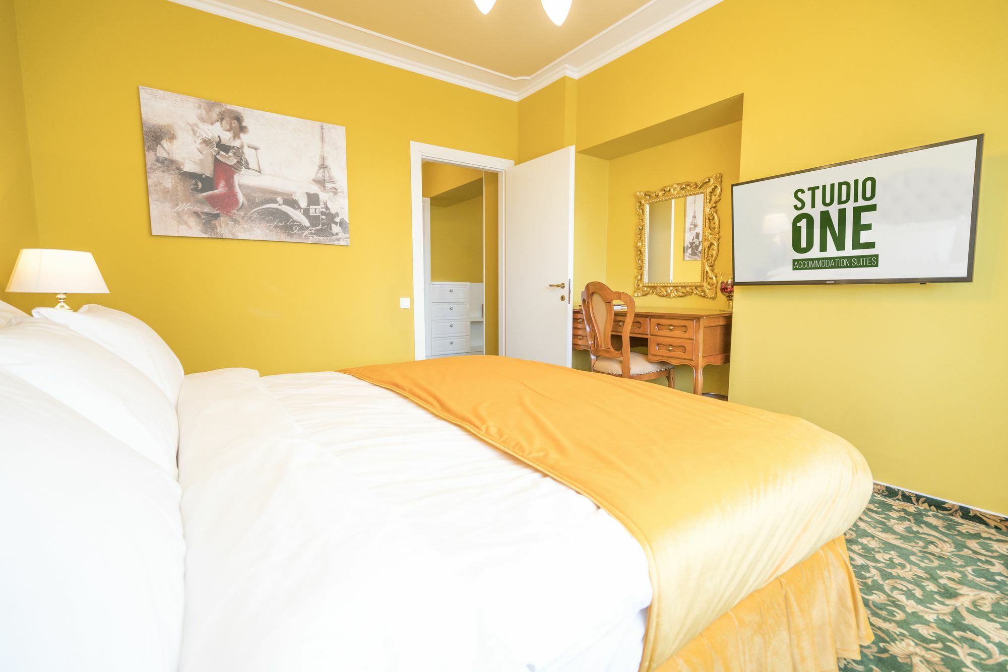 Studio One Accommodation Suites Bucareste Exterior foto